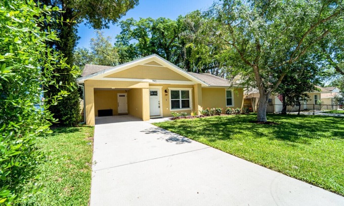 Temple Crest Casa | KMG: "SUN VILLA" 3BD 2BA TPA HOME W / SPA CERCA DE USF
