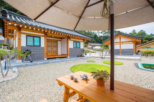 Tarimok Casa | Suncheon Bay Forest Pension