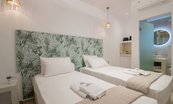 Agrilia Apartamento | Suncourt Lux Rooms
