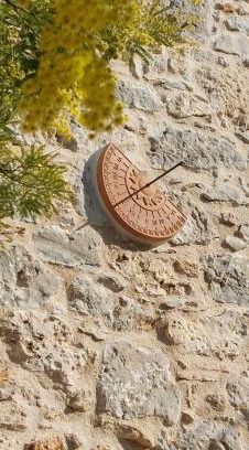 Zdrelac Casa | Sundial Stone House