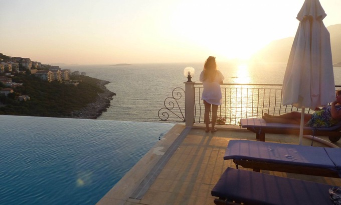 Kas Villa | Villa Sundown: Villa de 4 dormitorios con piscina privada; vista marítima