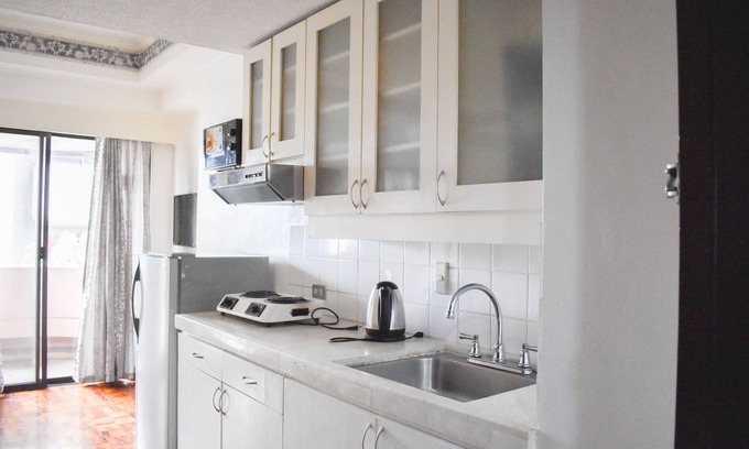 Downtown Hotel | Sunette Tower Suites Makati