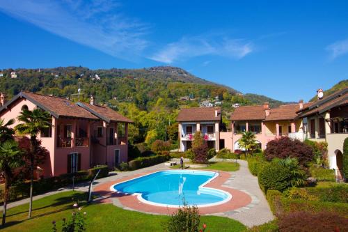 Lesa Apartamento | Sunflower Relax Pool and Terrace - Happy Rentals