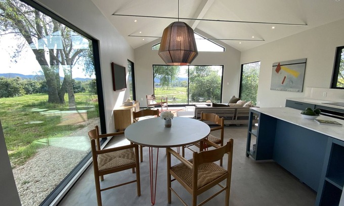 Ojai Casa | Sunlight filled retreat on acres of organic orchards with mountain views.