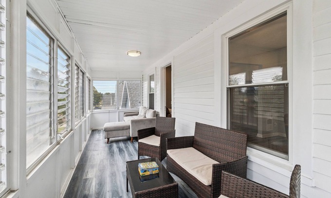 Cleveland Apartamento | Sunlight on West Sunroom Apt for 2 west Cleveland