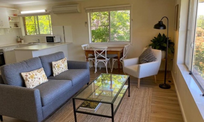 Tamworth Apartamento | Sunlit Serenity in East Tamworth