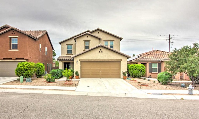 Tucson Casa | Sunlit Tucson Escape with Patio about 10 Mi to Dwtn!