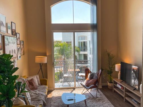Marina del Rey Apartamento | Sunny 1BDR centrally located in Marina del Rey