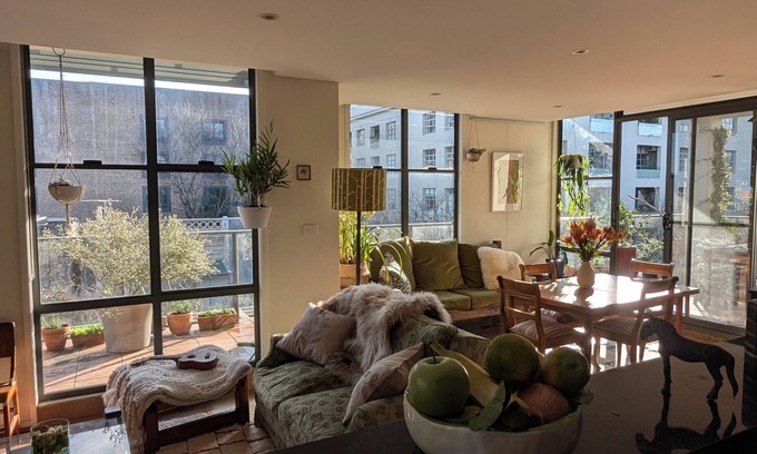 Camperdown Apartamento | Sunny 2-bed inner-city oasis, close to Syd Uni, CBD and Glebe Foreshore