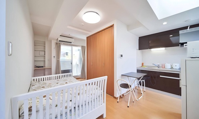 Nishi Apartamento | Sunny 3 - guest American - style Osaka apt.Private bath, kitchen. Unit 301.