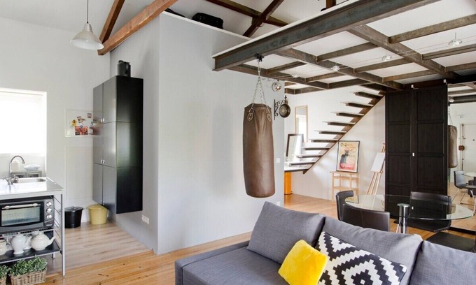 Alvalade Apartamento | Sunny and Cosy Apartment in Alvalade