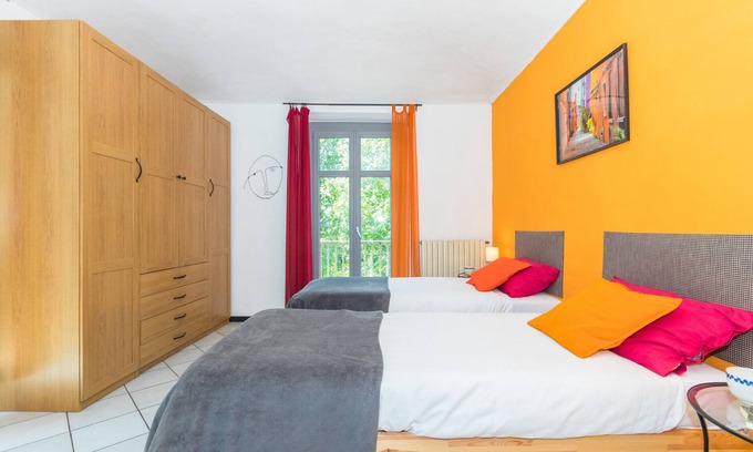 Vanchiglietta Apartamento | Sunny Apartment by Wonderful Italy