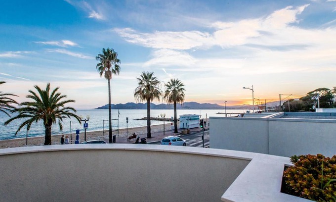 Cannes City Centre Apartamento | Sunny Beach Resort by Connexion