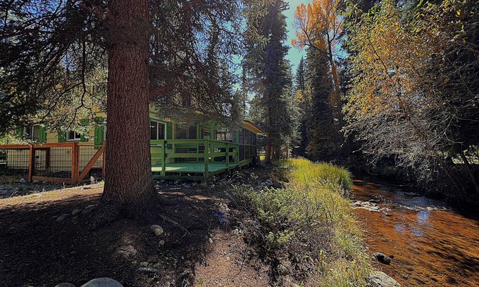 Bayfield Cabina | Sunny Cabin at Vallecito Lake on the Creek, Pet Friendly