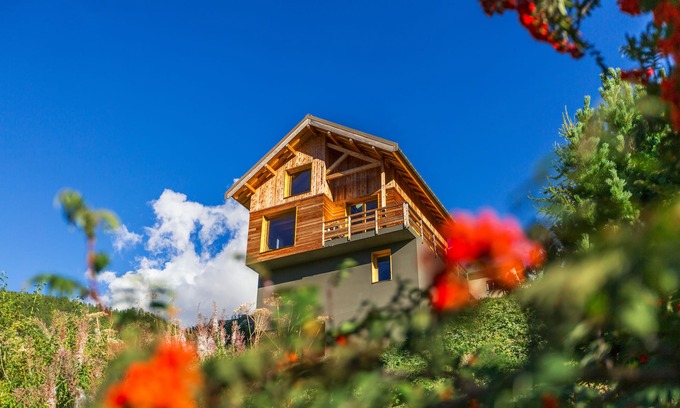 Vars Chalet De Esquí | Soleado chalet, vista panorámica en Vars Sainte Catherine