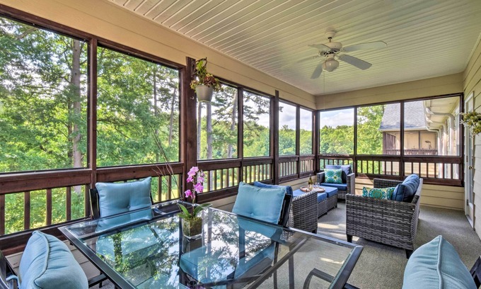 Clayton Condominio | Sunny Clayton Condo on Kingwood Golf Course!