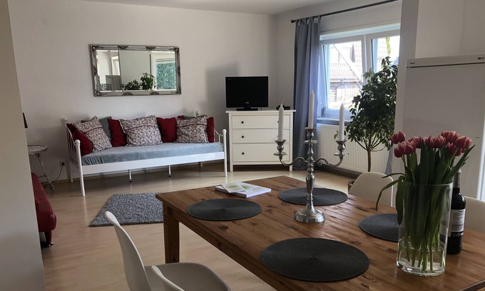 Bammental Apartamento | Apartamento soleado, acogedor y muy espacioso cerca de Heidelberg