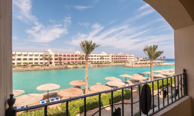 Corniche Road-Dahar Complejo | Sunny Days El Palacio Resort & Spa