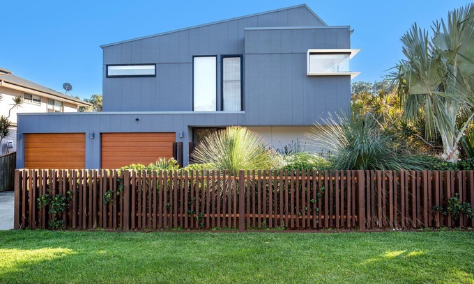Shoalhaven Heads Casa | Sunny Daze - Direct Beach Access