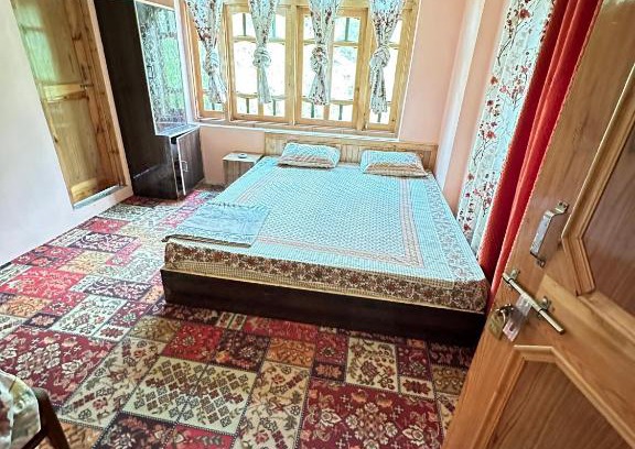 Sangla Casa | Sunny homestay