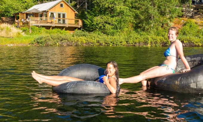 Quadra Island Cabaña | Sunny Lakefront Cottage con acceso al mar y amarre