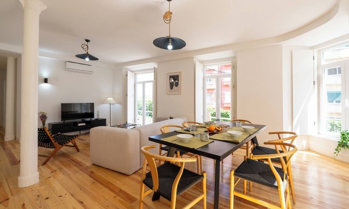Lisbon Old Town Apartamento | Sunny Lisbon Apartments by SoulPlaces