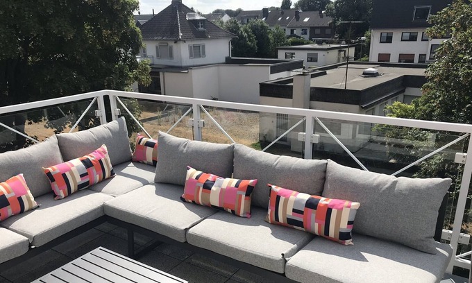 Langenfeld Apartamento | Sunny maisonette flat between Düsseldorf and Cologne