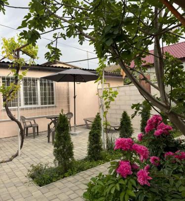 Odessa Casa | Sunny Nest