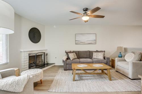 Ivey Ranch - Rancho Del Oro Casa | Sunny Oceanside Home with Patio, 5 Mi to Downtown!