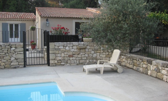 La Motte-dʼAigues Casa | Sunny olive trees