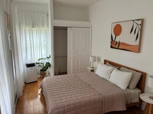 Bedford-Stuyvesant Casa | Sunny Private Room in Bed-Stuy