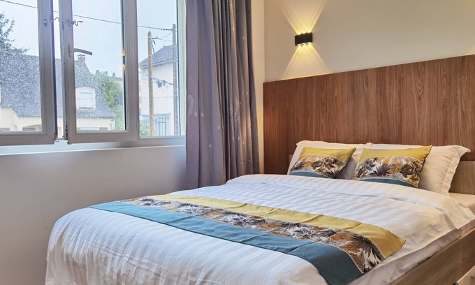 Villemomble Apartamento | Sunny Private Studio/Free charging parking N3