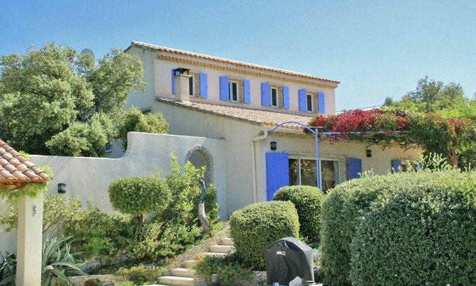 Villes-sur-Auzon Villa | Villa en Villes-sur-Auzon con Piscina y Jardín