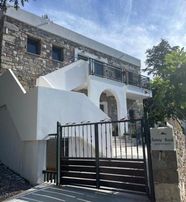 Zia Apartamento | sunny rock 2 apartments