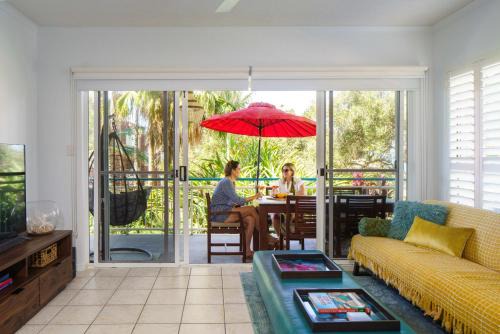 Coolum Beach Apartamento | Sunny Seaside Retreat in Coolum Beach
