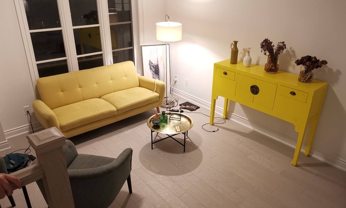 Central Erin Mills Casa | Sunny Serenity Home