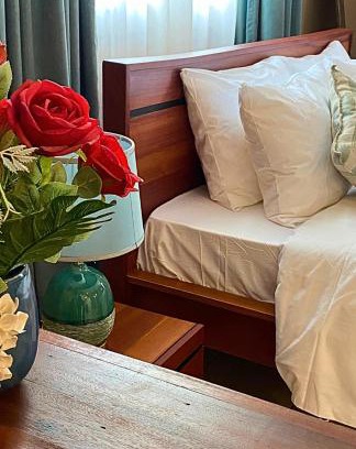 Msasani Cama Y Desayuno | Sunny Shore B&B