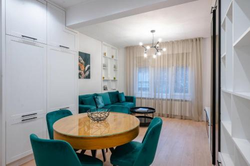 Oborishte Apartamento | Sunny Stylish Apartment in Sofia by Flat Mаnager
