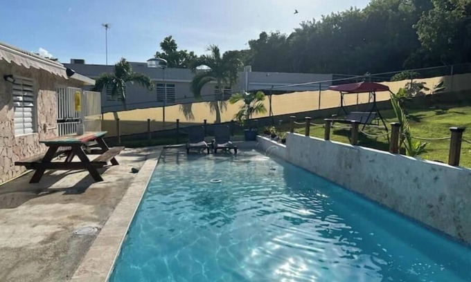 Tierras Nuevas Saliente Casa | Sunny Villa, Mar Chiquita, Ultimate Fun Get Away Beach Entrance Pool & Game room