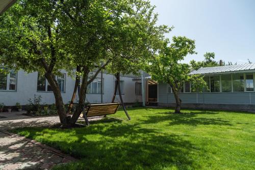 Karakol Casa | Sunny Valley Guest House Karakol