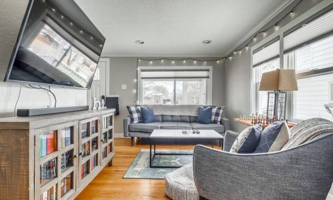Sunnyside Casa | Sunnyside Oasis: 2BD Home plus 1BD Carriage Home