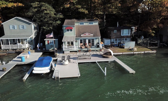 Hammondsport Casa | SunRae Hideaway - Lake Home en el lado este bañado por el sol de Keuka