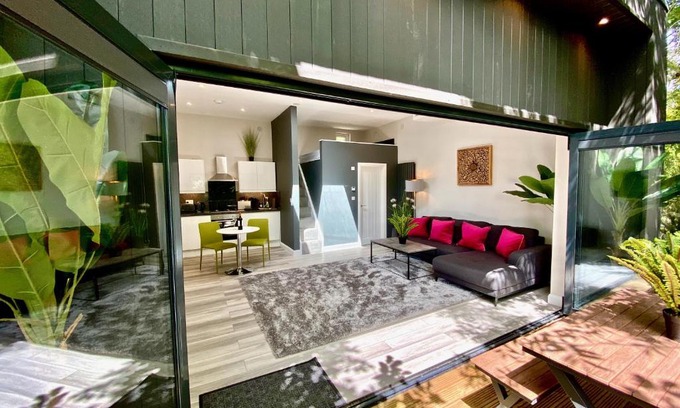 Newton Ferrers Casa | Sunridge Cubes (Cube 1)