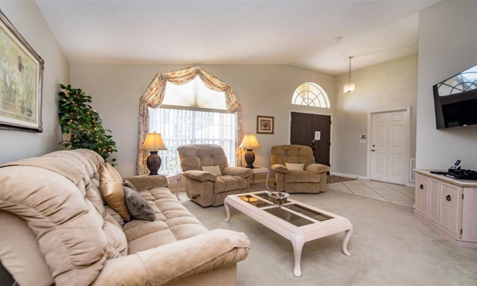 Sunridge Woods Villa | Sunridge Woods - 4 Bed 3 Baths Villa