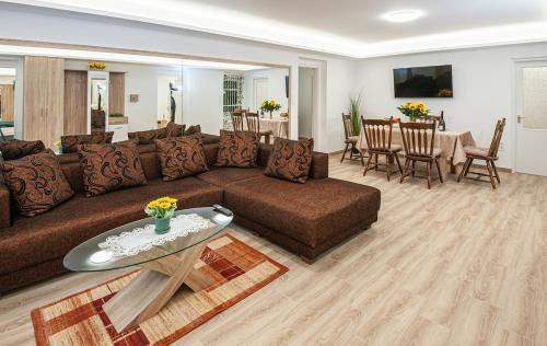 Rakoshegy Apartamento | Sunrise Airport Inn - Free Parking