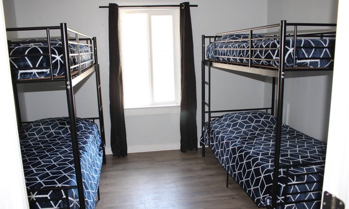 Duncan Cabaña | Sunrise Cottage- charming 2-bedroom, 1 bathroom home in the heart of Duncan, AZ
