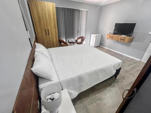 Nadi Casa | SUNRISE - Deluxe Master Bedroom