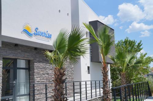 Fanari Apartamento | Sunrise Luxury Apartments 2