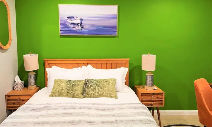 Lakeport Apartamento | Sunrise Oasis - On the Lake/Pier/Full Kitchen Lakeport Room #1
