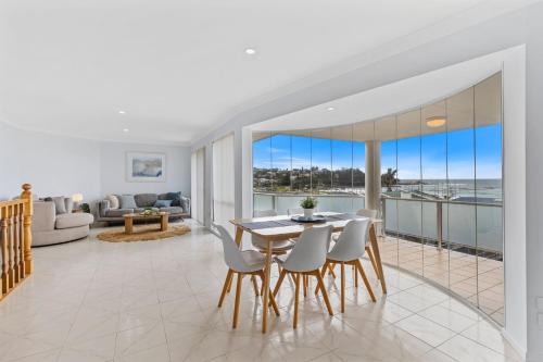 Malua Bay Casa | Sunrise on the Bay